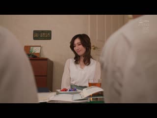 朋友的女友是JULIA 我母亲初次与絶伦朋友交往真困扰…。 MEYD-826