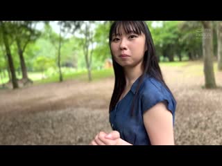 13年前在大型企业广告中出演过的女演员，现在变成白皙美巨乳，苍井澪AV出道 EBWH-180