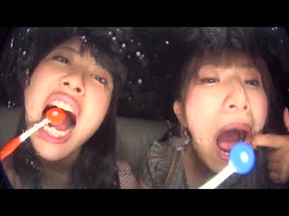 被两位痴女超絶淫语吐口水玩弄的我 EVIS-471