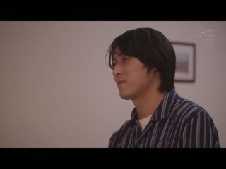 儿时玩伴NTR 被总是信赖着的男人在一週间睡走妻子的我―。 鹫见堇 JUQ-046