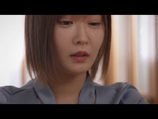 「30岁前如果没结婚的话就嫁给我」至今仍抱持着在小时候和青梅竹马约定的我。但是重逢的青梅竹马已经结婚并有孩子的家庭主妇。「明明一直等着」露出寂寞笑容的青梅竹马，和那时候没做到的只有一次的性爱。 HUNTC-397