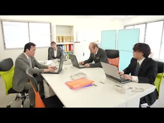 我的施虐狂女上司喜歡讓我喝她的尿。我被任務扭蛋逼著變成了一個受虐狂。波多野結衣 GVH-782