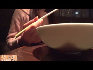 超可愛現役大學生夢２０歳的神角色扮演着衣抽插顏射！ FC2-PPV-1410714
