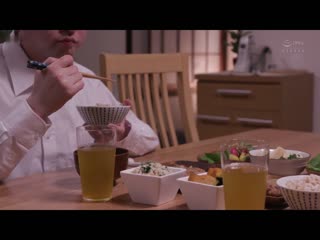 「您真的是处男吗？」～被处男骗到持续高潮的人妻～ 叶爱 JUL-779