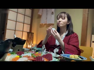 与白皙美巨乳的疗癒系爱人从顺温泉不伦 搞到要晕掉般的贪合激情中出性爱 小花暖 EBOD-919