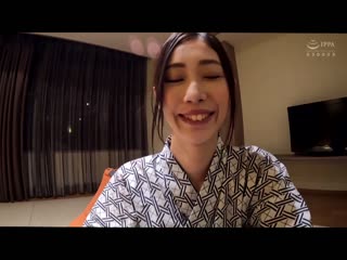 汤烟频道【温泉女子】美白巨乳美女在有名温泉地湿透浓密自拍做爱疯狂 小松杏 YMDD-315