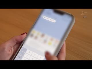 受不了被派遣按摩师触摸敏感部位，最后被偷情了。 雏乃由奈 DASS-624