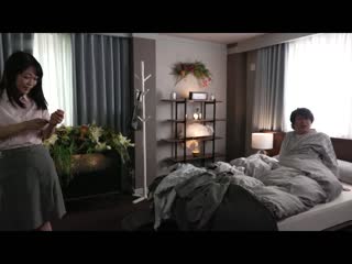 与暗恋的女上司一起 青山凉香 MOND-223