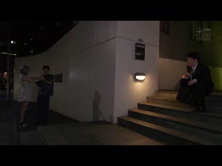 对男人只当成钱包的生意气女郎喝酒妹极上处罚监禁强暴 春阳萌花 SAME-145