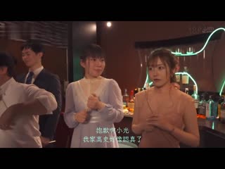 跨越一线的夜晚。与曾经分手的同学在同学会再会后、被诱惑的逆NTR。在途中脱队、在宾馆做爱到早上… 青空光 STARS-831