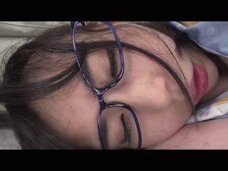 睽违数年见面的三字头巨乳尼特姊姊无防备胸部让社会人弟弟肉棒火热起来成为触感最棒的真人自慰套持续怀孕中出植入责任感。 吉根柚莉爱 LULU-262