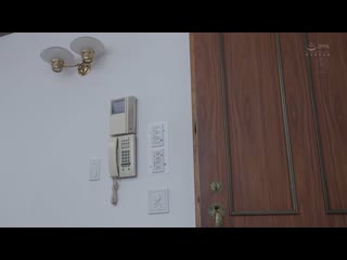 渡假泳池NTR 独家女优×成熟比基尼…背德感与开放感交错的NTR戏剧― 日下部加奈 JUQ-956