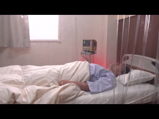 大腿与屁眼与私处全张开！让人看到心痒！黑屁股辣妹痴女护士 春咲凉 MVSD-429
