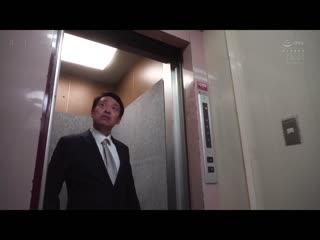 与粘着跟踪者大叔在援交再会…被下安眠药、昏睡时被尽情玩弄 被掌握弱点持续叫出来成为大叔中出饵食！！ 花芽有朱 HMN-149