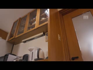 擅长用内裤走光诱惑捉弄的妹妹 石川澪 MIDV-041