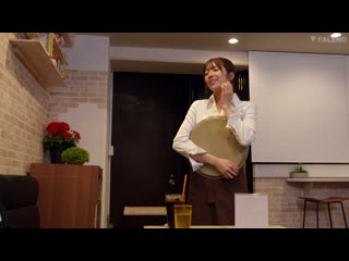 在打工時被客訴男以偷偷摸摸的過激高潮騷擾搞垮的女大學生 翼舞 FNS-086