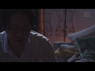 被学校泳装爱好者盯上的巨臀J系 变态黏着骚扰者的中出标志被玷污 木下日葵 PRED-751