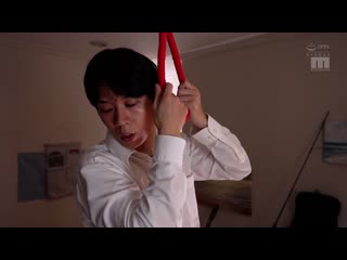 因为来传教的母女的胸部很色情，所以把她们带到房间后，变成肉慾自慰棒的故事。 奥田咲 美园和花 MIMK-274