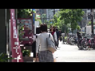魔镜号外景巧遇害羞学生妹皆月光！幹砲初体验3连发SP！ DVDMS-289