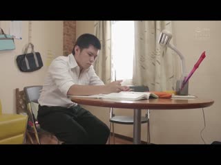 总是微笑笑脸本番搞上的神对应G罩杯风俗妹 森玲奈 CAWD-324