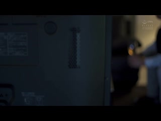 狂宴轮姦 被盯上的新人女主播 明里紬 SHKD-856