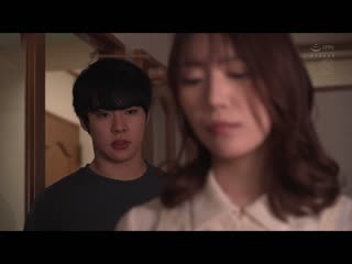 被对面的发情妻子盯上、陷入沉溺无套中出的我。 中野真子 JUQ-292