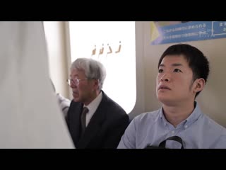 毎天…毎天…被涂满春药手指持续搞痴汉的我，成为爱液湿透垂流中出肉便器…。 友田真希 ROE-218