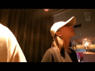 恐怖的20歳性欲。 憧憬当AV女优的女大学生AV出道档案。 枫 NNPJ-585