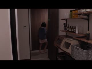 「第一次的对象是年长的人不行吗？」女友的姊姊（人妻）偷偷玩弄我情人妹妹的男友，自己喜欢的方式教育他不贞中出三昧 佐田茉莉子 JUR-184