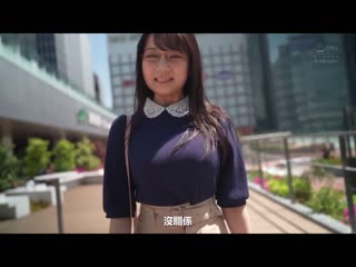 将御宅族生活视为自己的人生目标和男性朋友一样都是说话很快的女性阿宅，肉感H罩杯火辣身体女性 高潮绝顶AV出道。矢泽菜乃 EBWH-023