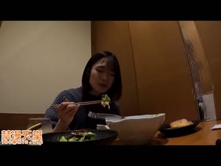 【無】與居酒屋看板娘約會醉酒大量中出 FC2-PPV-2629209