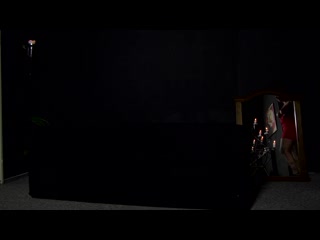 米婭·布洛 VS 梅麗娜·梅
