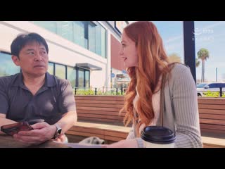 和在洛城高級車經銷商工作的皮膚白皙紅髮女子無套抽插做愛！！史嘉莉（27） HIKR-241