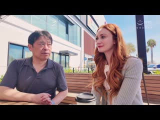 和在洛城高級車經銷商工作的皮膚白皙紅髮女子無套抽插做愛！！史嘉莉（27） HIKR-241