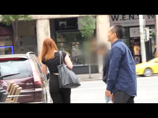 在匈牙利搭訕的養蜂人家金髮美人女性是認真又擅長的年輕女社長 但因為內在是害羞又愛笑的可愛色情女孩，所以被反差萌到，猛烈播種無套中出！！ SITW-051
