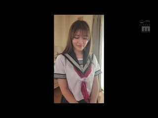 穿上制服的年长妻子奈绪青春性爱 大事想念着妻子的10代时期，如同当初相遇般疯狂做爱週末～兴奋爱10发中出～ 神宫寺奈绪 MIDA-037
