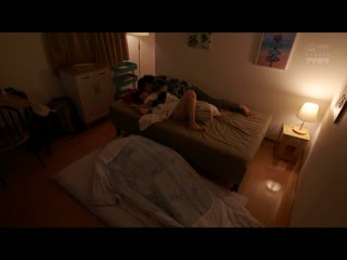 「只有一位女性参加搞错了…」 在家喝酒被同学们玩弄的女大学生。 这不是强暴…这是在合意下进行性爱…对吧ww 古川穗花 IPZZ-223