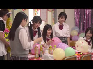 女子围绕着只有我一个男人！？的哈雷姆王国游戏！2 文化祭准备剩下的放学后教室裡，我被迫参加没有拒绝权的王国游戏！平时… HUNTC-333