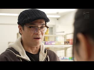 直到耗盡便利商店的保險套庫存…被性慾旺盛的巨乳打工妹誘惑，明明有妻子卻還是不斷地配合排班偷情，就算用盡保險套中出SEX還是不滿足，最後沉溺在後台不倫無套中出的關係中… 夕木小彩 HMN-730