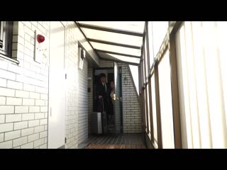 沐浴在喜欢母亲的气氛一个月后、抛弃理性持续与母亲造人做爱。 森泽佳奈 DASS-143