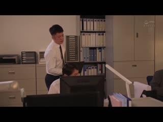 柜姐NTR ～单身就职中的1週间、被傲慢上司睡走的妻子～ 沙月文乃 JUQ-535