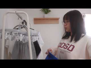 看起來土氣但如果脫掉之後就變成這樣該如何是好？只參加社團活動的性慾旺盛隱藏巨乳大學生 田野憂 SONE-891