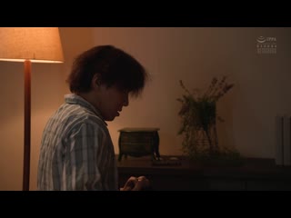 「我已经不想高潮了……」全身汗流浃背地哀求的儿媳妇，义父仍然持续让她高潮的极乐调教。 白峰美羽 SAME-183