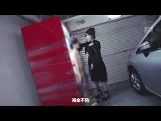 深田咏美的逆搭讪逆强暴痴女档案 被拘束动弹不得、突然连射＆男人潮吹被侵犯的我 MIDV-093