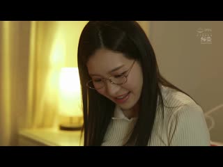 您好、单身赴任的我被隔壁搬来的巨乳文青妹睡走了。 葵 SSNI-485