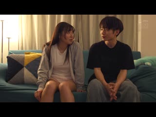 离婚后辞职回到故乡的我偶然遇见了前女友。虽然喜欢她但因为远距离而分手，无法忘怀的前女友和我像以前一样相爱了几天。 七海那美 YUJ-033