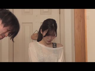 家庭的内向辣妹美人继姊在家中变身为总是献身般身的吞吐肉棒的女人 当然中出OK！ 夏希栗 ROYD-083