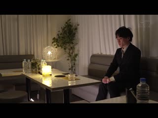 顔射20发 即使射精依旧敏感颤抖肉棒追击吞吐让人闷绝 高级酒店妹可憐的寝取待客口交 楪可憐 PRED-687