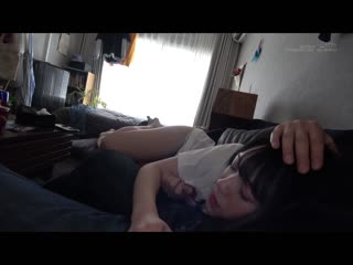 与南梨央奈在杉并区同居中。无事可做的假日拍下只属于2人的下流影片。 SDMUA-033