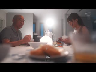 父控媳妇的吸奶诱惑。 儿子的妻子≪葵≫无防备地在房间裡走来走去…。 一乃葵 JUR-175